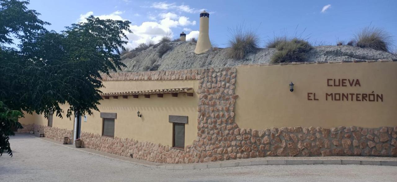 Cueva El Monteron Villa Cullar de Baza Exterior photo